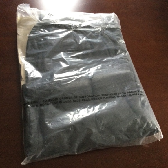 Comfy Men’s Fleece Shorts by KING SIZE…new In packaging - Picture 2 of 8